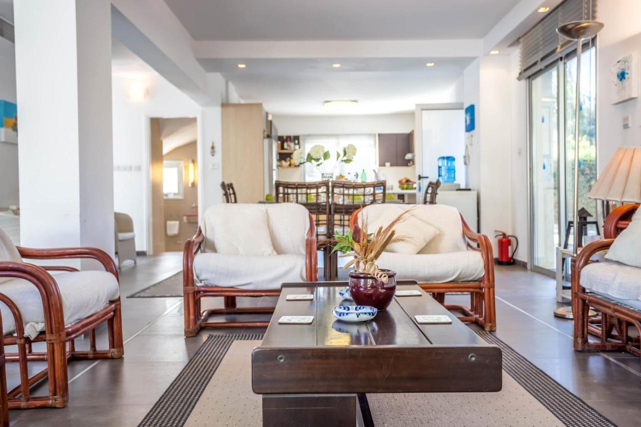 Villa Hibiscus Protaras Exterior photo