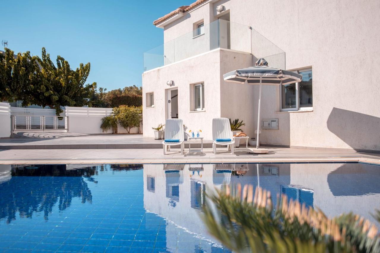 Villa Hibiscus Protaras Exterior photo