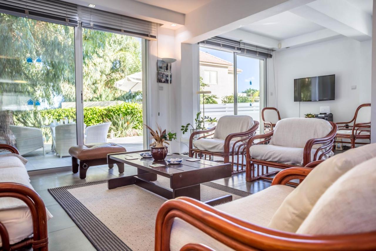 Villa Hibiscus Protaras Exterior photo