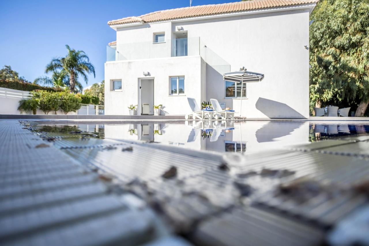 Villa Hibiscus Protaras Exterior photo