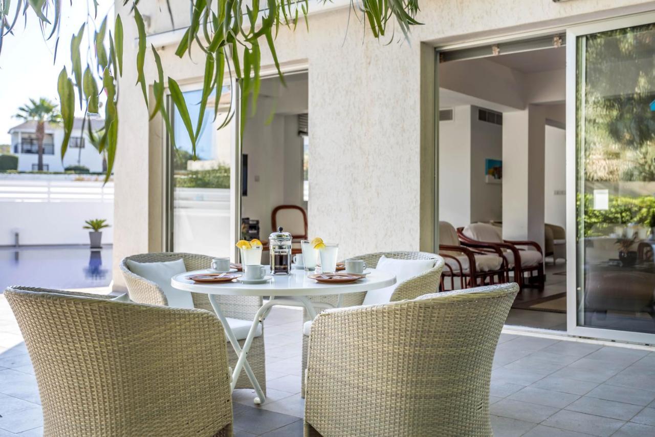 Villa Hibiscus Protaras Exterior photo