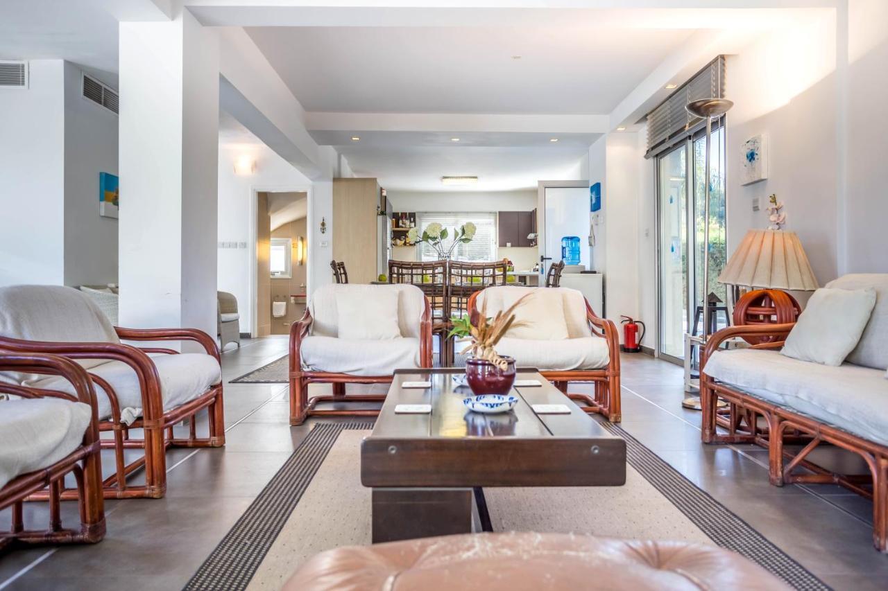 Villa Hibiscus Protaras Exterior photo